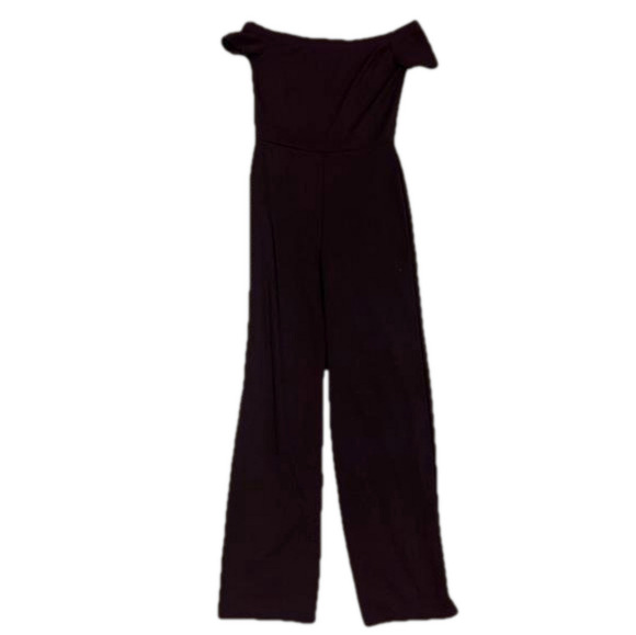 LULU’S off the shoulder jumpsuit! 🥰 - Picture 1 of 4